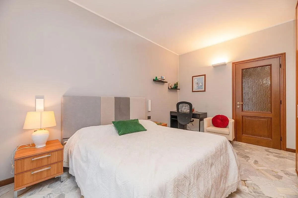 Quiet And Handy Home In Milán