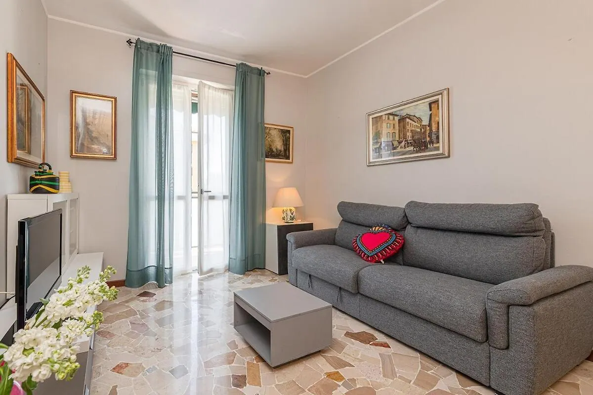 Quiet And Handy Home In Milán