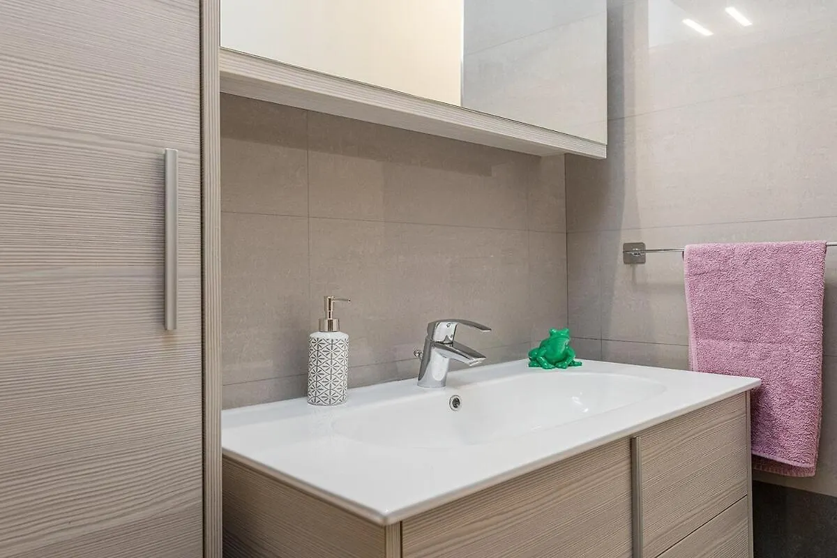 Quiet And Handy Home In Milán